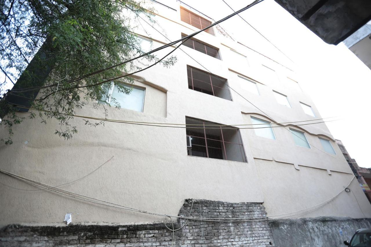 Hotel Del By F9 - Near Igi Airport New Delhi
