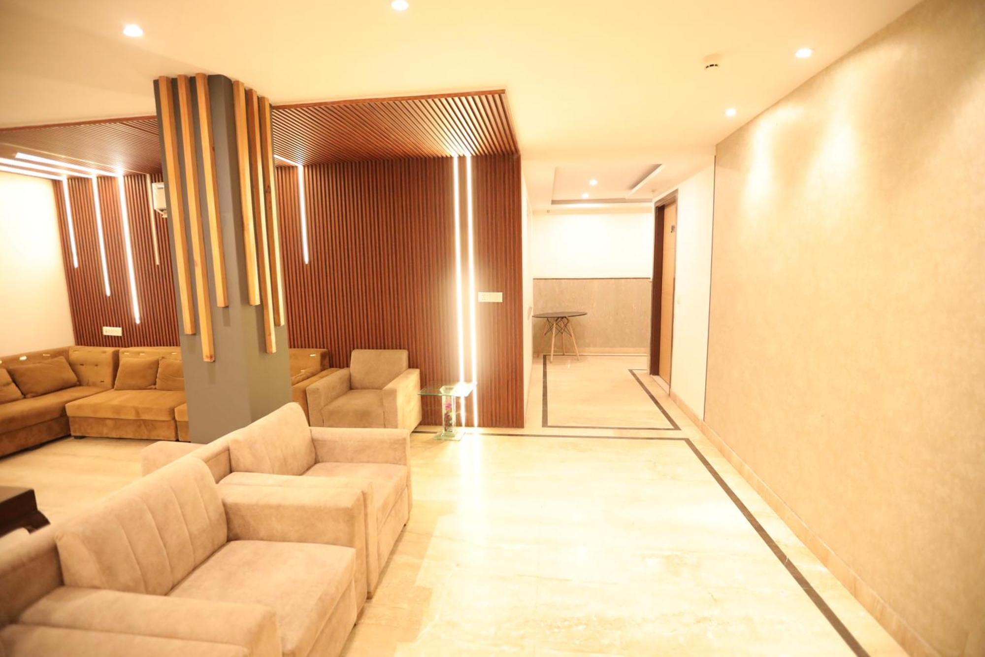 Hotel Del By F9 - Near Igi Airport New Delhi
